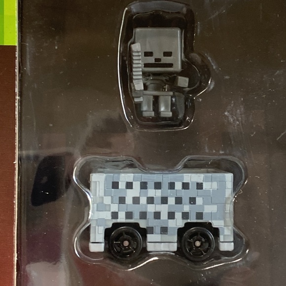 MINECRAFT - Picture 8 of 16